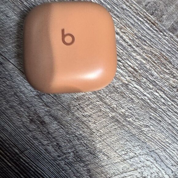 Beats earbud charger case ONLY Case - Picture 2 of 5
